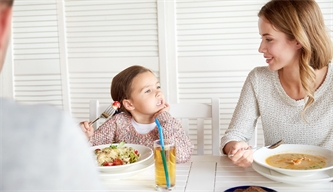 10 Dinnertime Questions To Ask Your Kids 10 Dinnertime Questions To Ask Your Kids