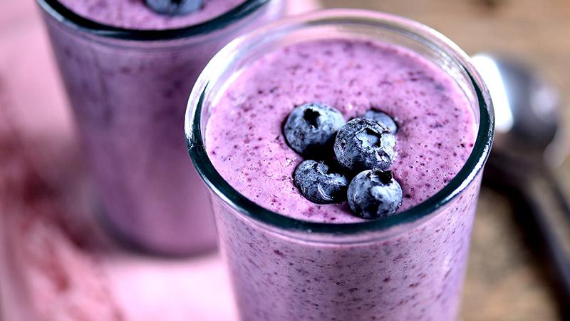 Blueberry Coconut Chia Smoothie Recipe