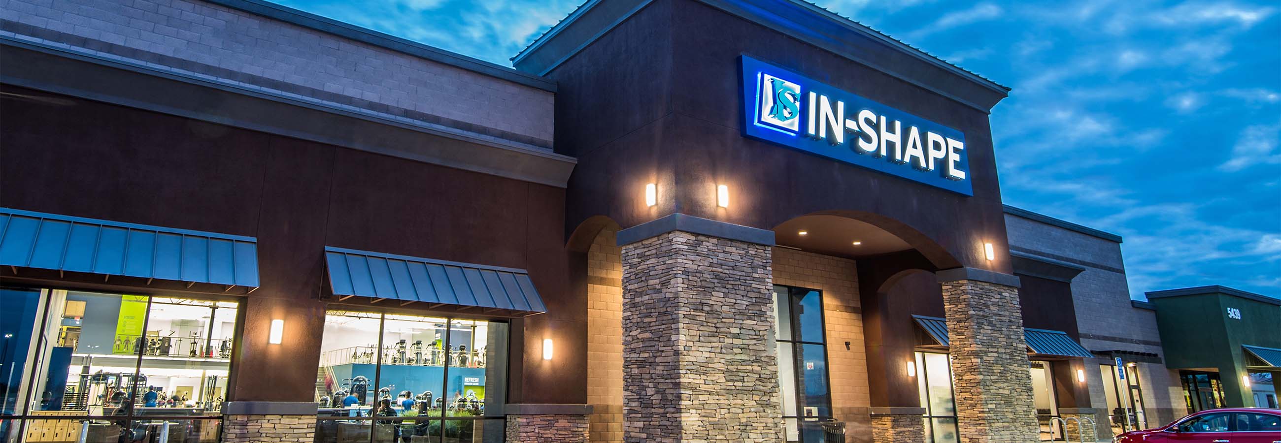 Gyms in Bakersfield Riverlakes, California 93312