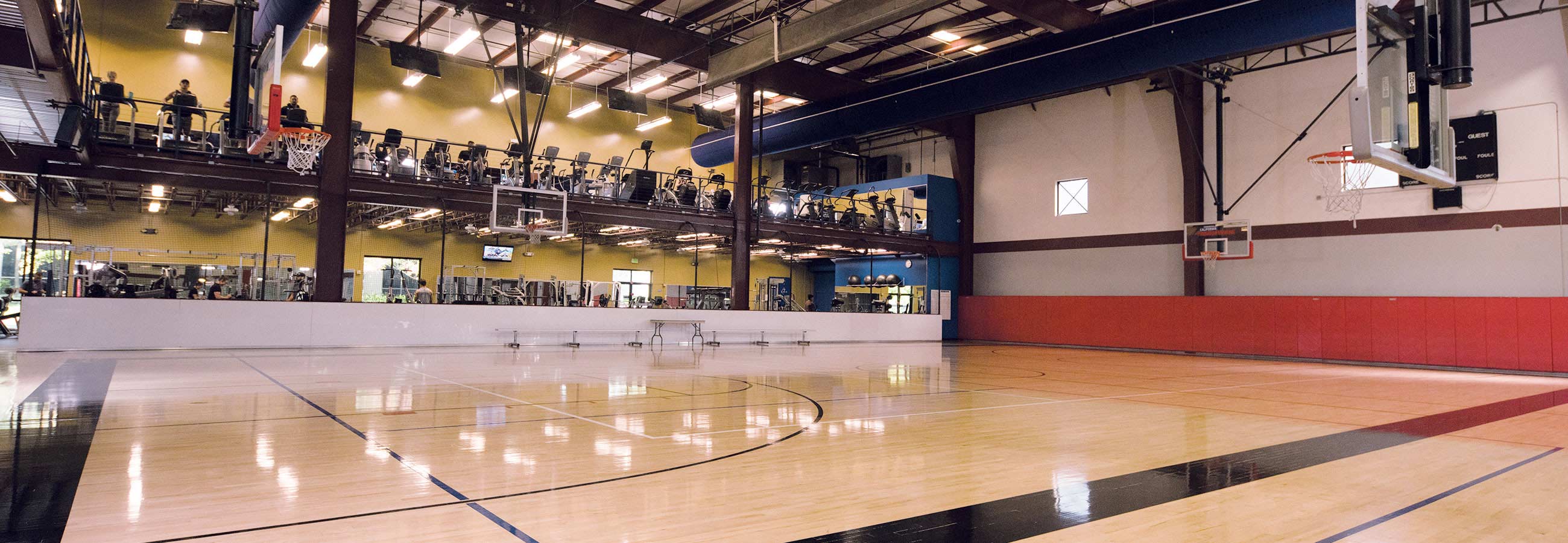 Adult & Youth Basketball Leagues at In-Shape Family Fitness