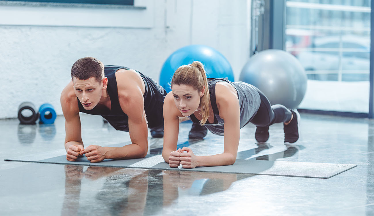 In The Know: Side Plank Vs. Regular Plank