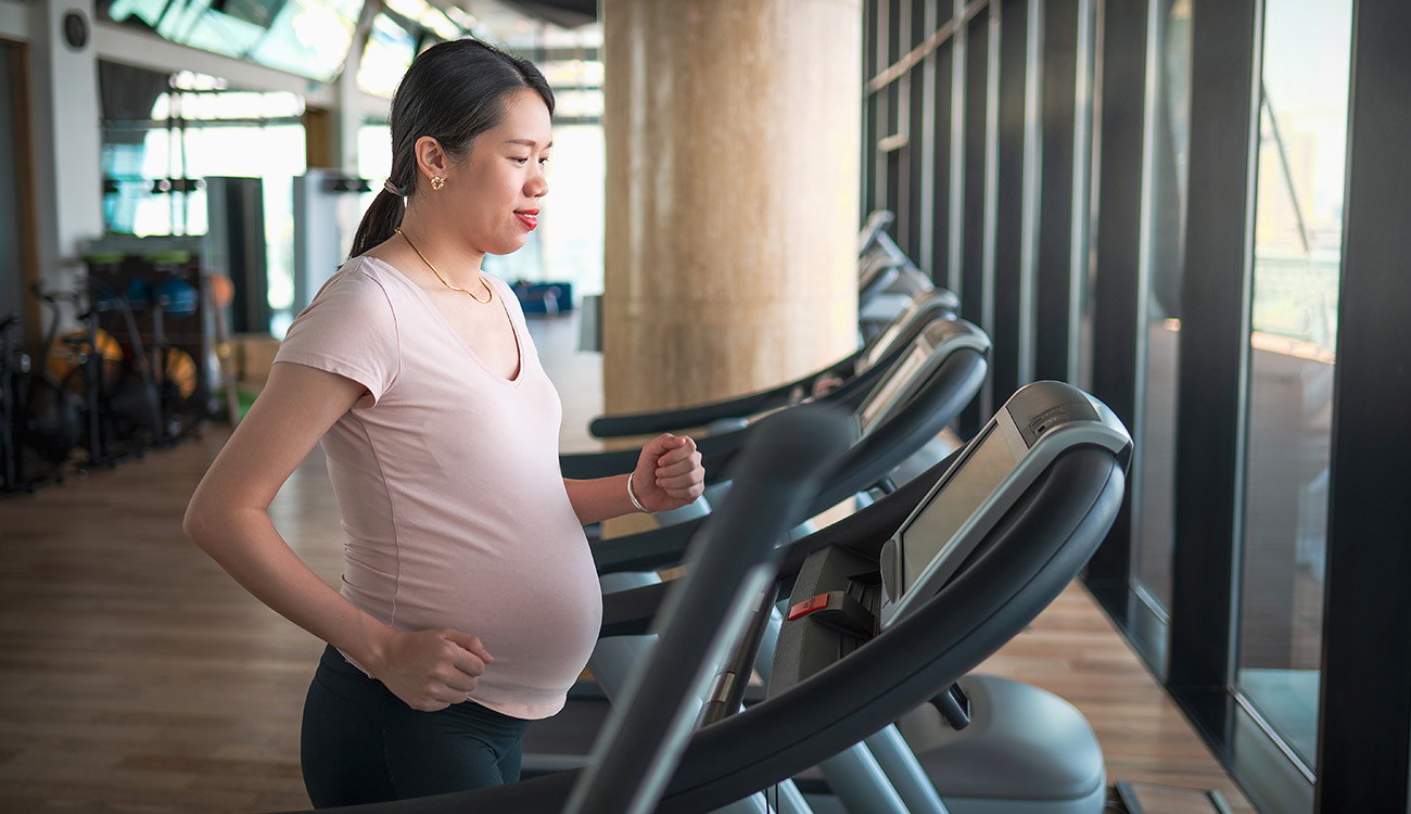 Safe and Effective Workouts for Moms-to-be 